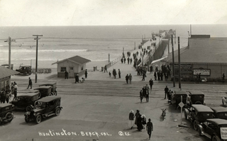 Illustration for article titled Trolley Tracks Once Ran Through the Beaches of Los Angeles